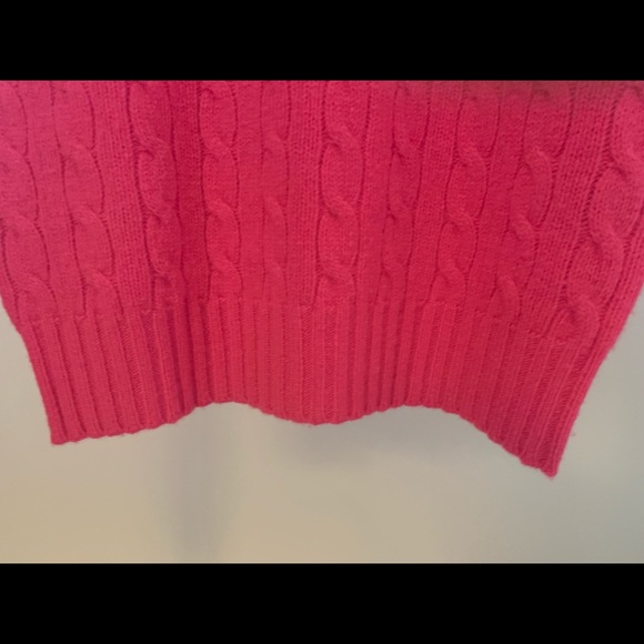 Ralph Lauren Cable-Knit Sweater. - Picture 4 of 5